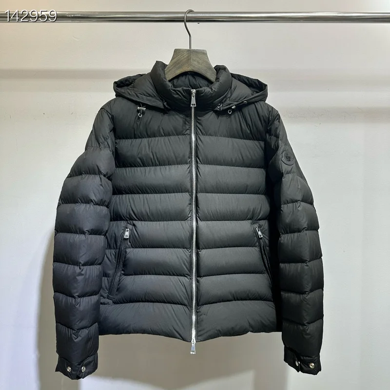 Moncler sz1-5 26yr182
